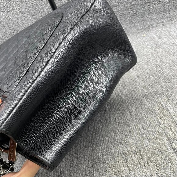 100% Authentic CHANEL GST Black Caviar Tote Bag - Picture 3 of 15
